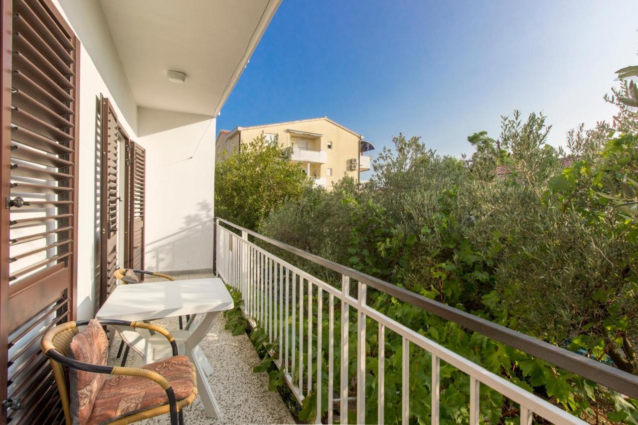 Apartments Ivan Vodice Exterior foto
