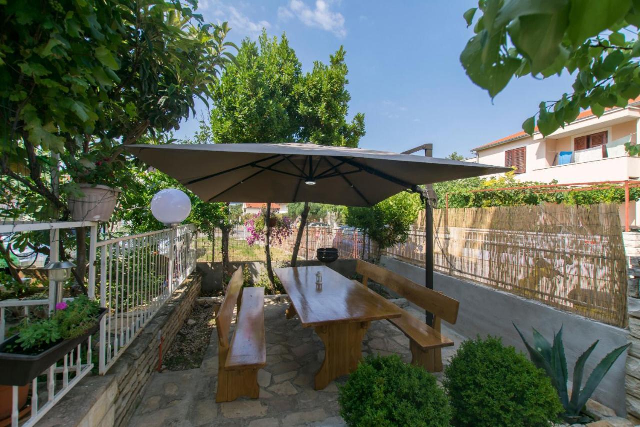 Apartments Ivan Vodice Exterior foto